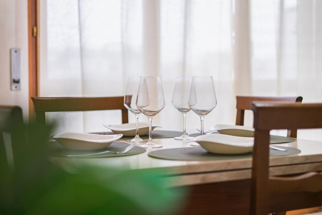 Elegant Apartment In Bergamo Center ภายนอก รูปภาพ